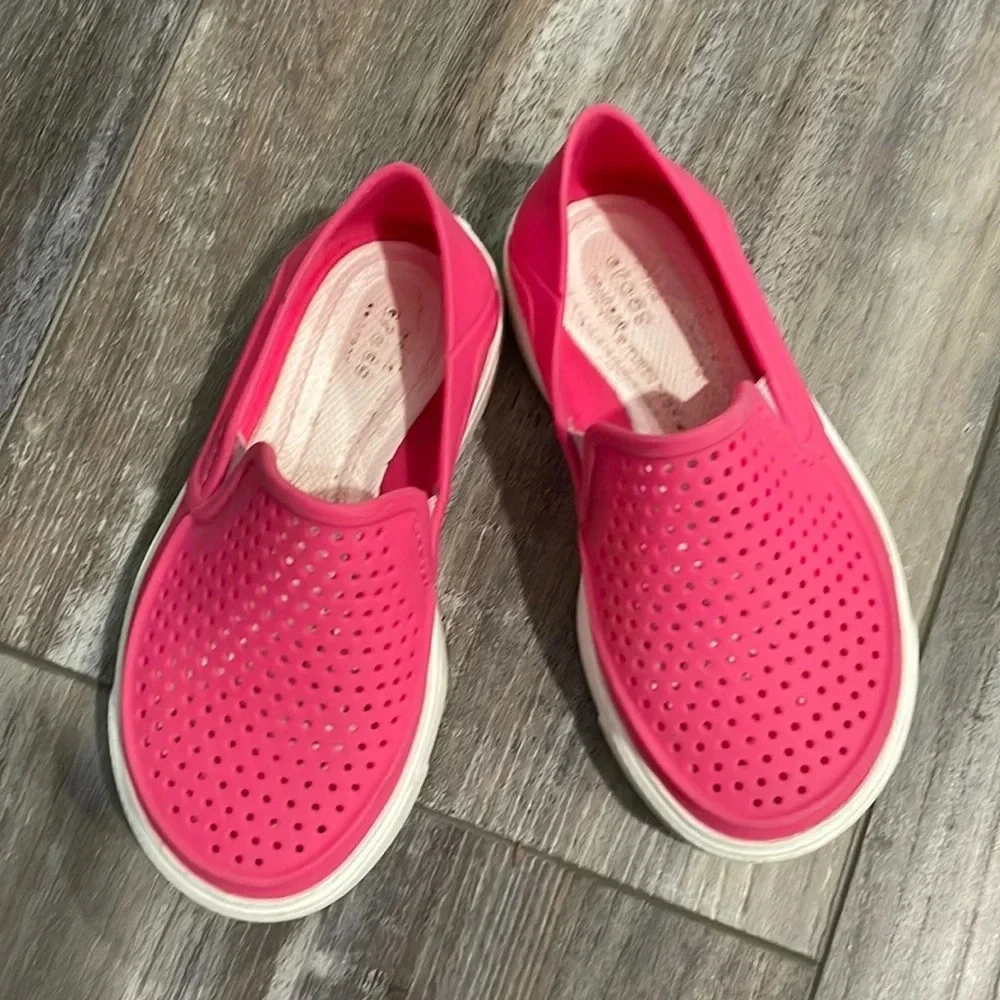 CROCS CitiLane Roka Pink Slip-on
